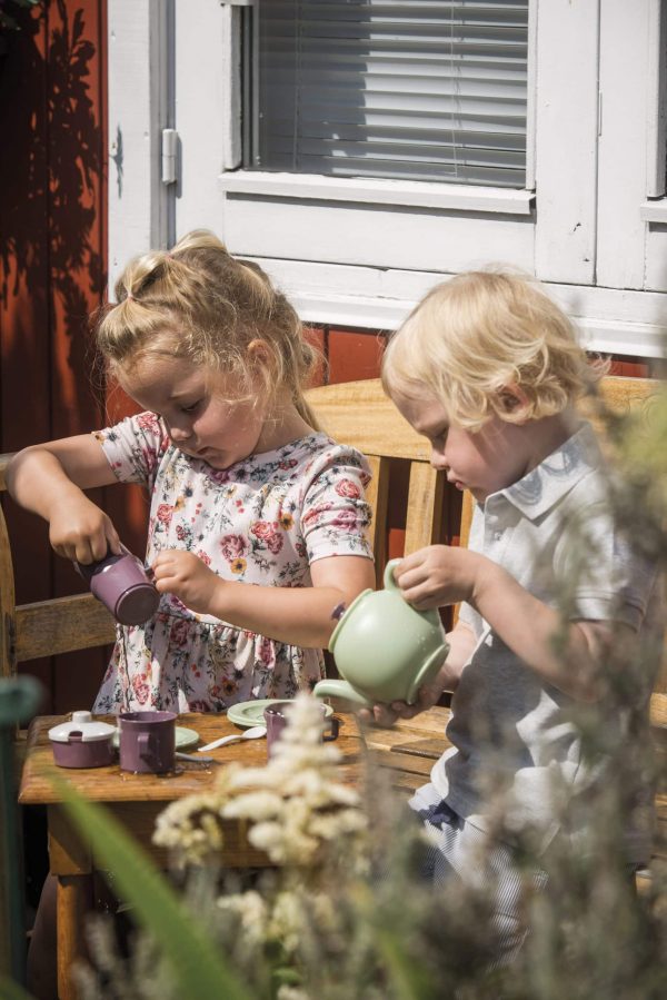 4782_gg_boy-and-girl-scaled